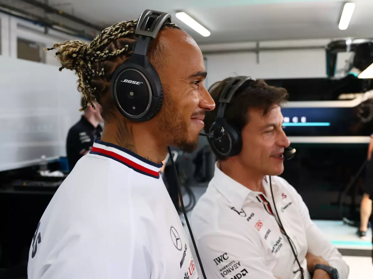 Foto zur News: Neuer Mercedes-Vertrag für Hamilton: Gespräche mit Toto Wolff