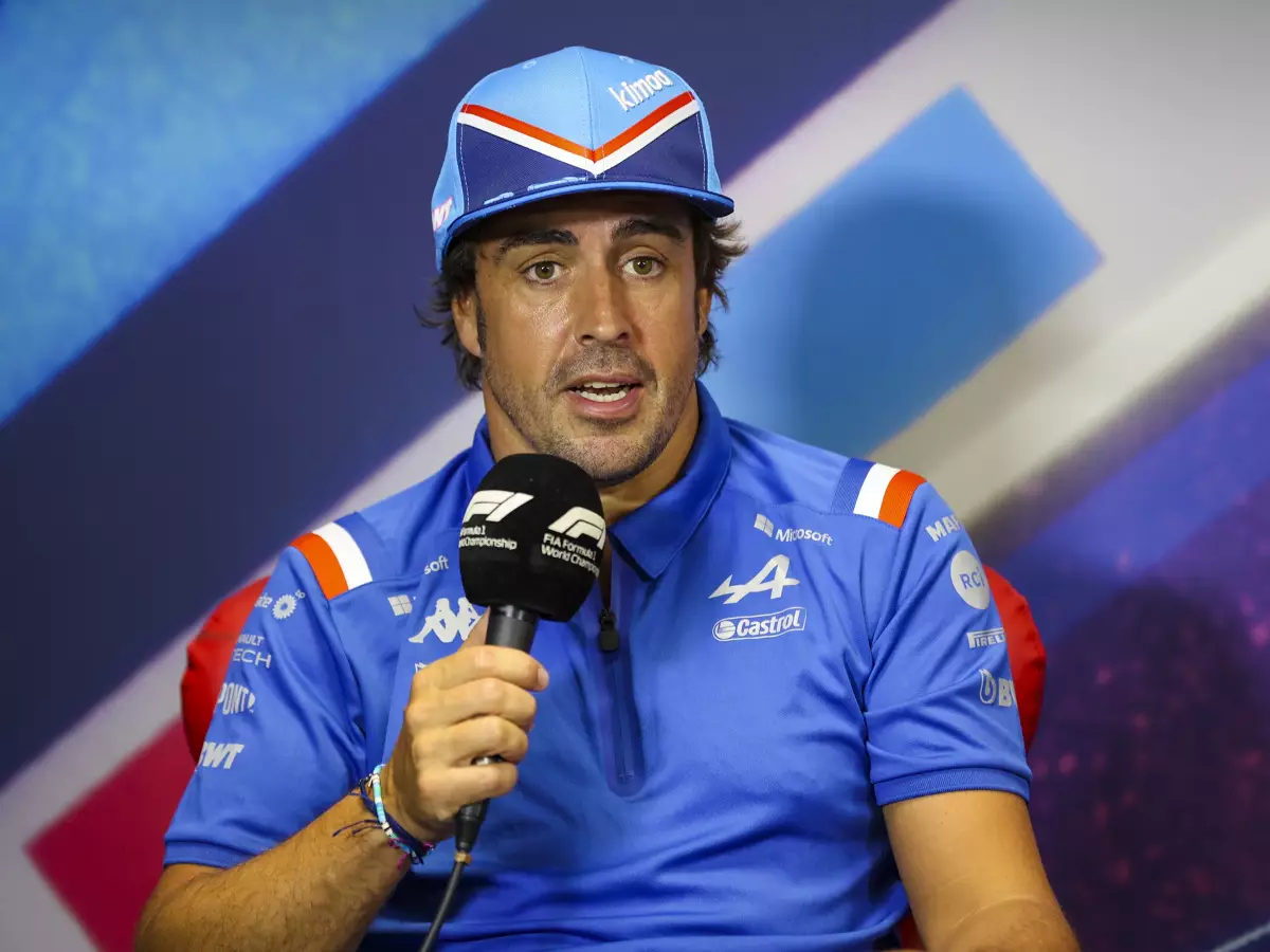 Fernando Alonso Foto zur News: Aston Martin: Teilen Alpines Bedenken wegen Alonsos Alter nicht