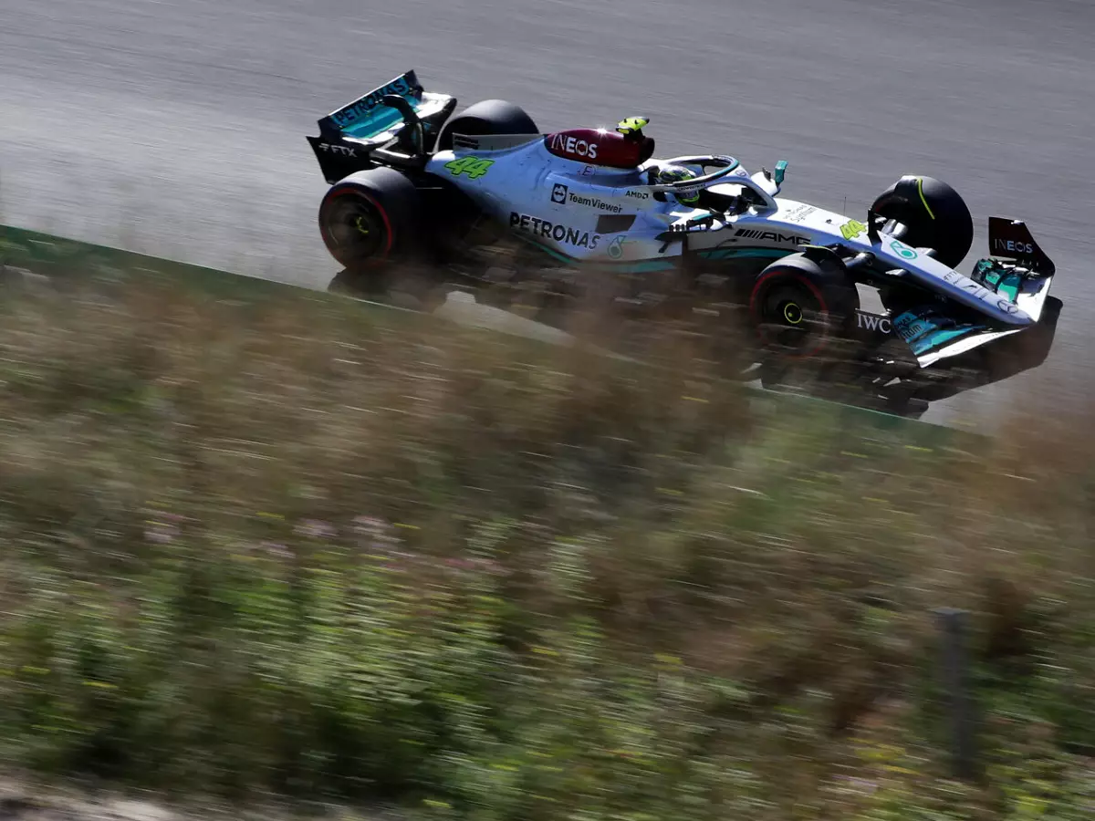 Foto zur News: Toto Wolff ärgert sich: Gelbe Flagge kostet Hamilton Chance auf Pole