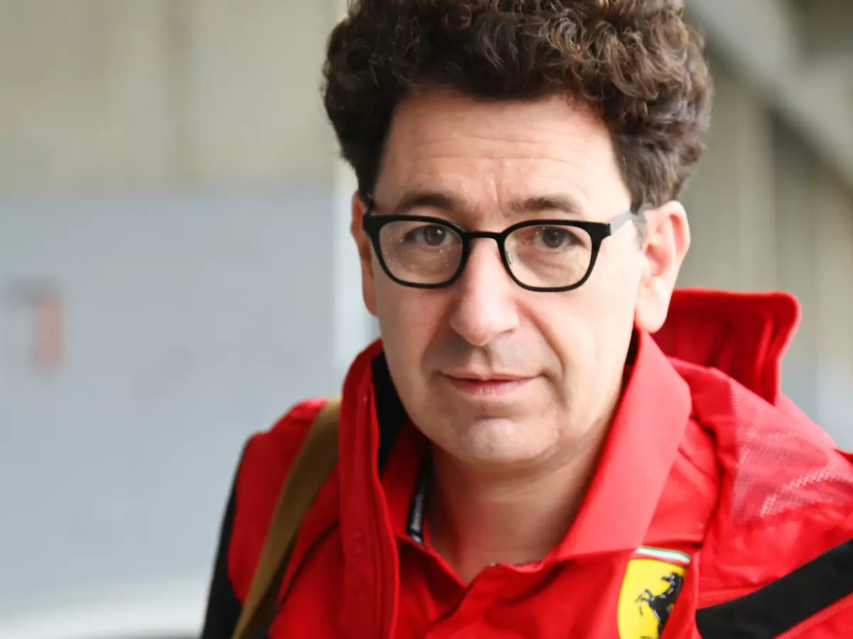 Foto zur News: Tsunoda-Tsunami: Mattia Binotto entschuldigt sich für "schlechten Witz"