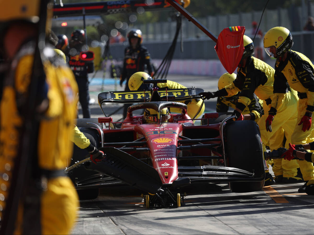 Foto zur News: Red Bull versteht Ferrari-Strategie: "Sie haben eine gute Entscheidung getroffen"