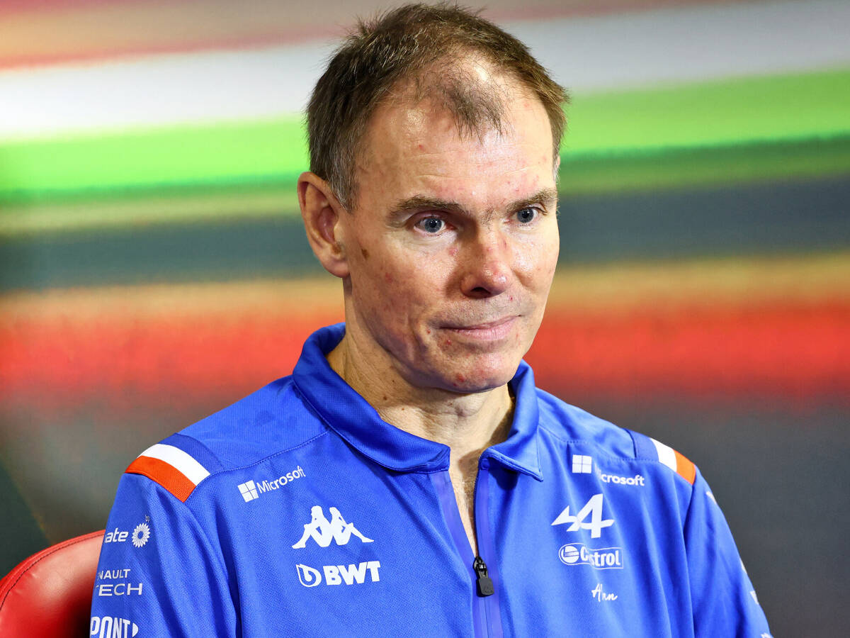 Foto zur News: Alan Permane: FIA muss bei Startaufstellung schneller werden