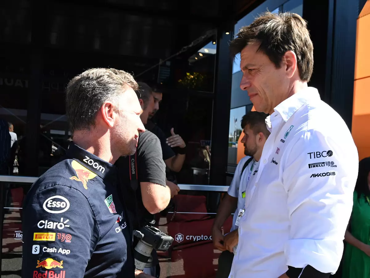 Foto zur News: Toto Wolff, muss man Max Verstappen den WM-Titel 2021 aberkennen?