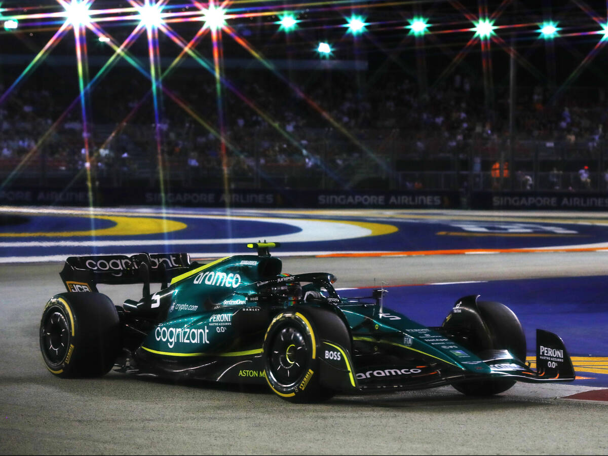 Foto zur News: Sebastian Vettel: Singapur mit neuen Autos "eine brutale Strecke"