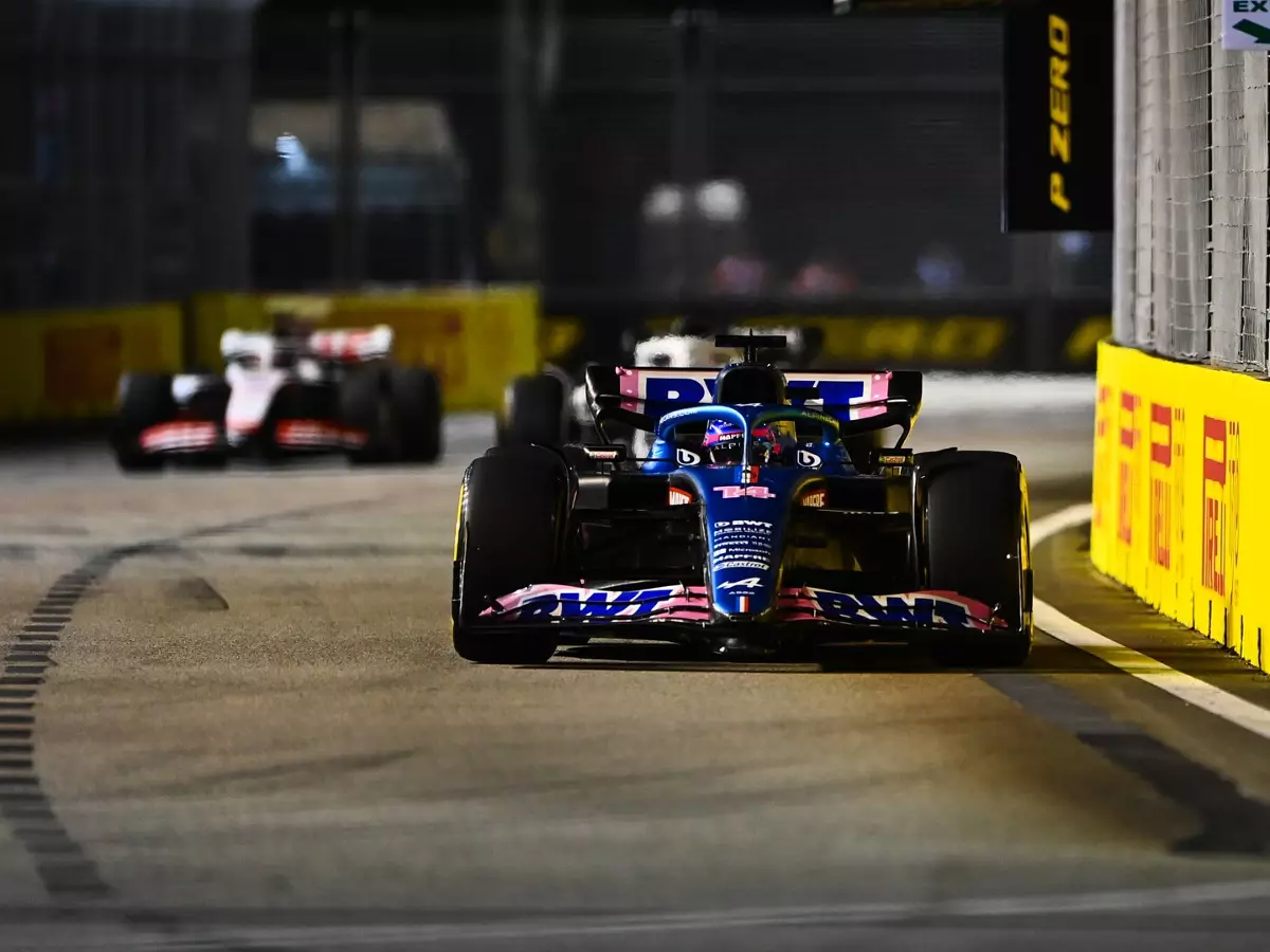 Fernando Alonso, Pierre Gasly Foto zur News: Fernando Alonso: So ein Qualifying ist zu viel für mein altes Herz!