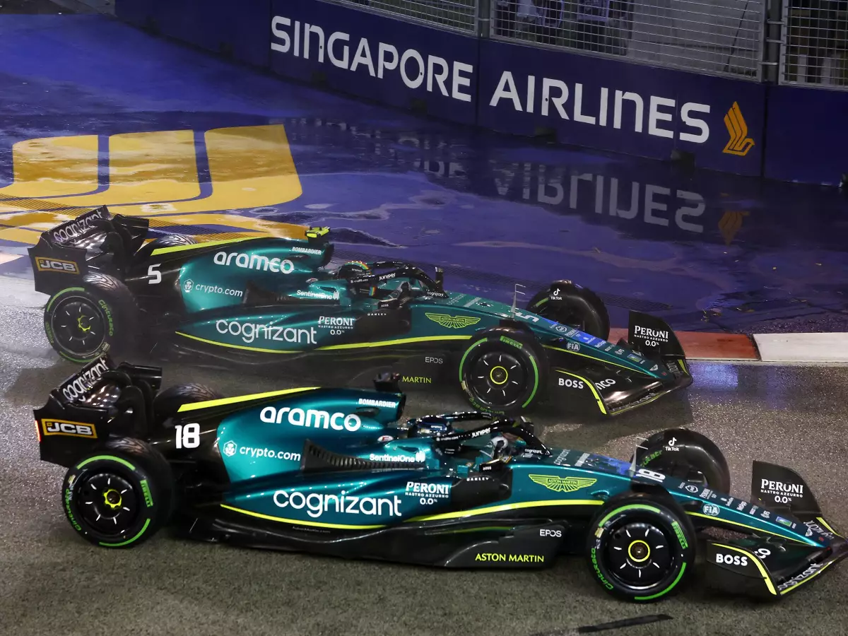 Lance Stroll, Sebastian Vettel Foto zur News: Aston Martin nach Singapur-Erfolg: "Müssen realistisch bleiben"