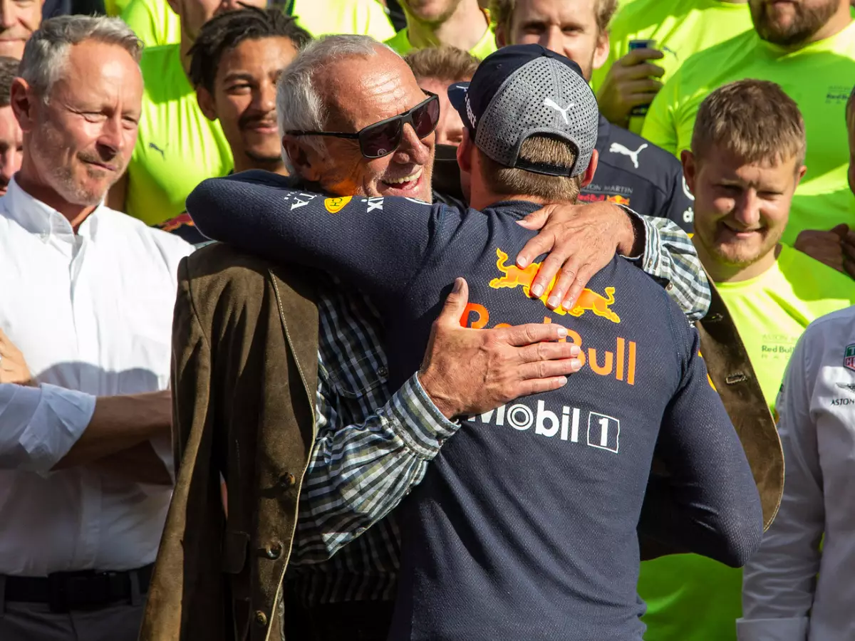 Max Verstappen, Dietrich Mateschitz Foto zur News: Red Bull: Max Verstappen besuchte Mateschitz noch kurz vor dessen Tod