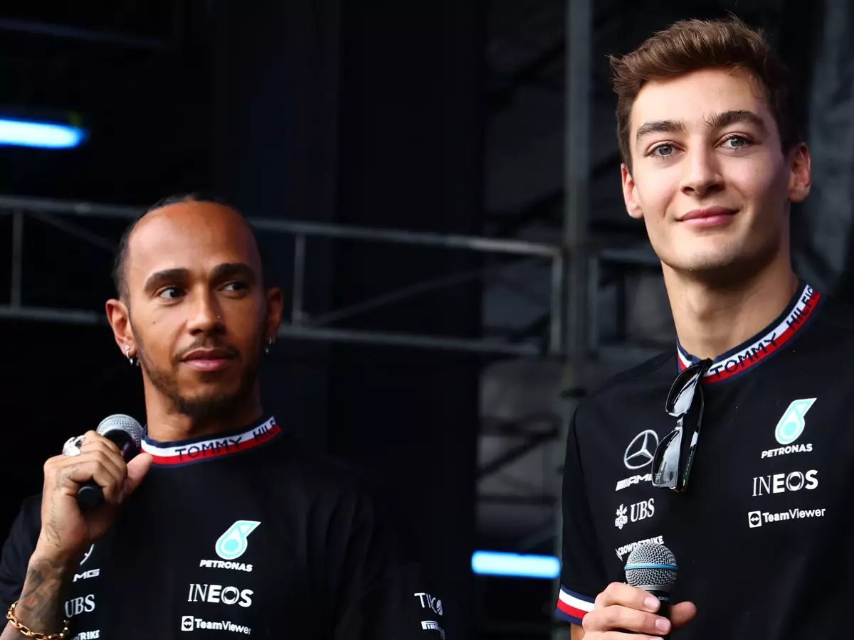 Lewis Hamilton und sein Mercedes-Teamkollege George Russell in der Formel-1-Saison 2022 Foto zur News: Lewis Hamilton: George Russell experimentiert nicht so viel wie ich
