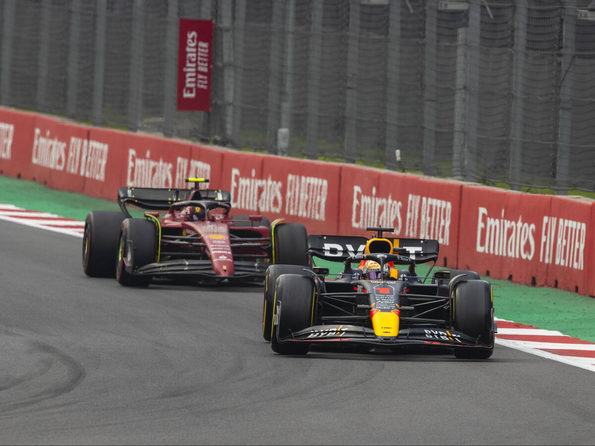 Foto zur News: Carlos Sainz: Red Bull hat jetzt ein dominantes Auto