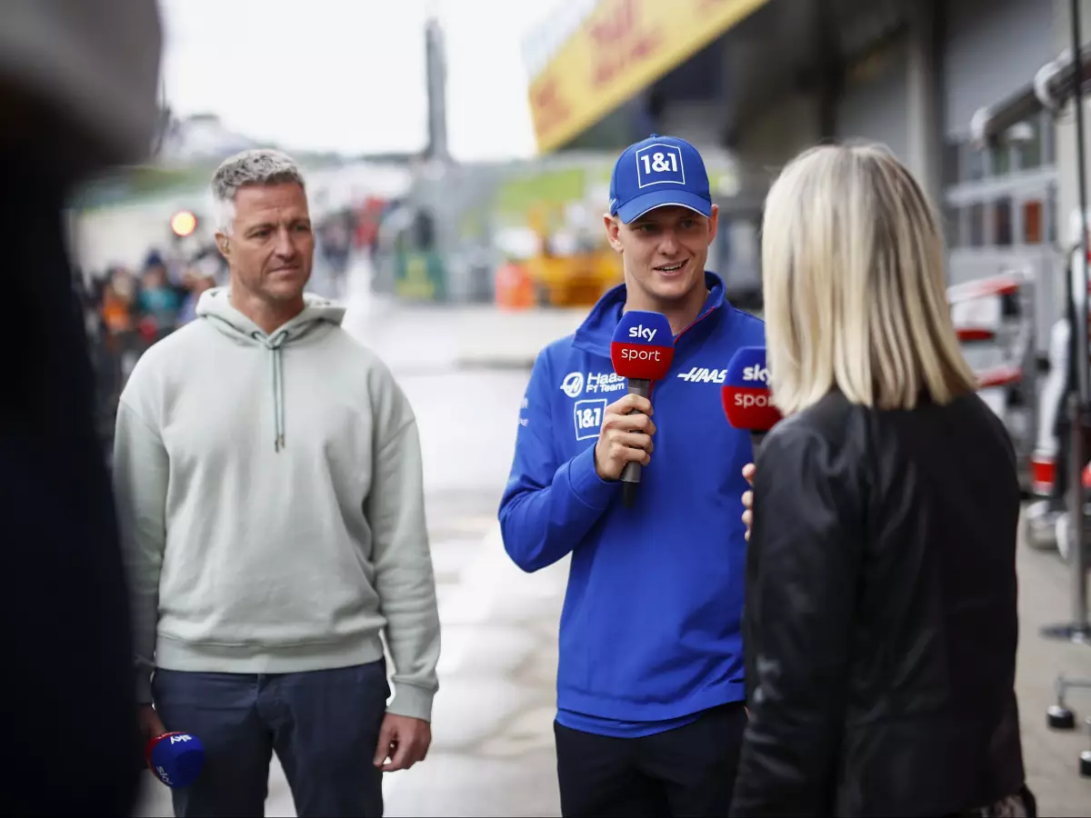 Ralf Schumacher, Mick Schumacher Foto zur News: Ralf Schumacher: Was bei Haas gegen Nico Hülkenberg spricht
