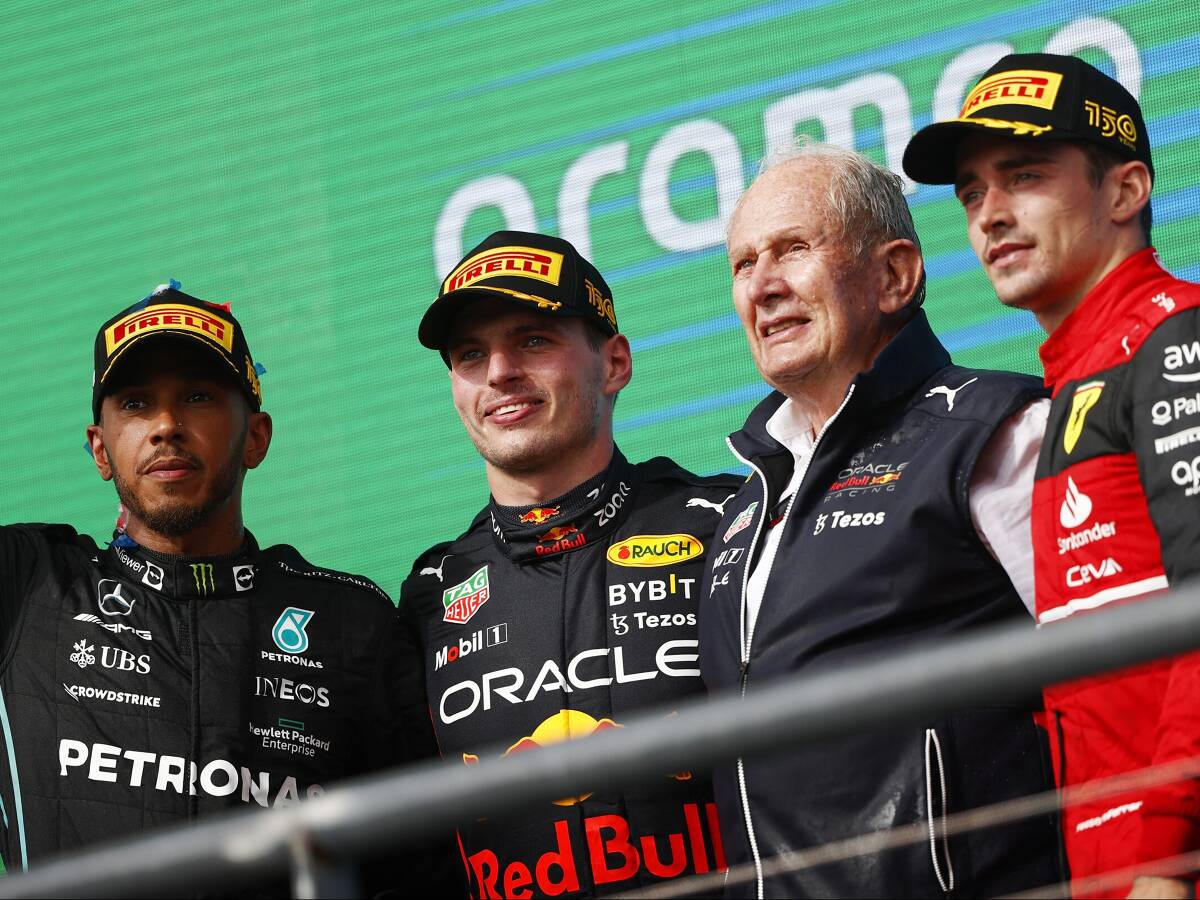 Foto zur News: Lewis Hamilton: Verstappen "kann stolz sein auf das, was er geleistet hat"