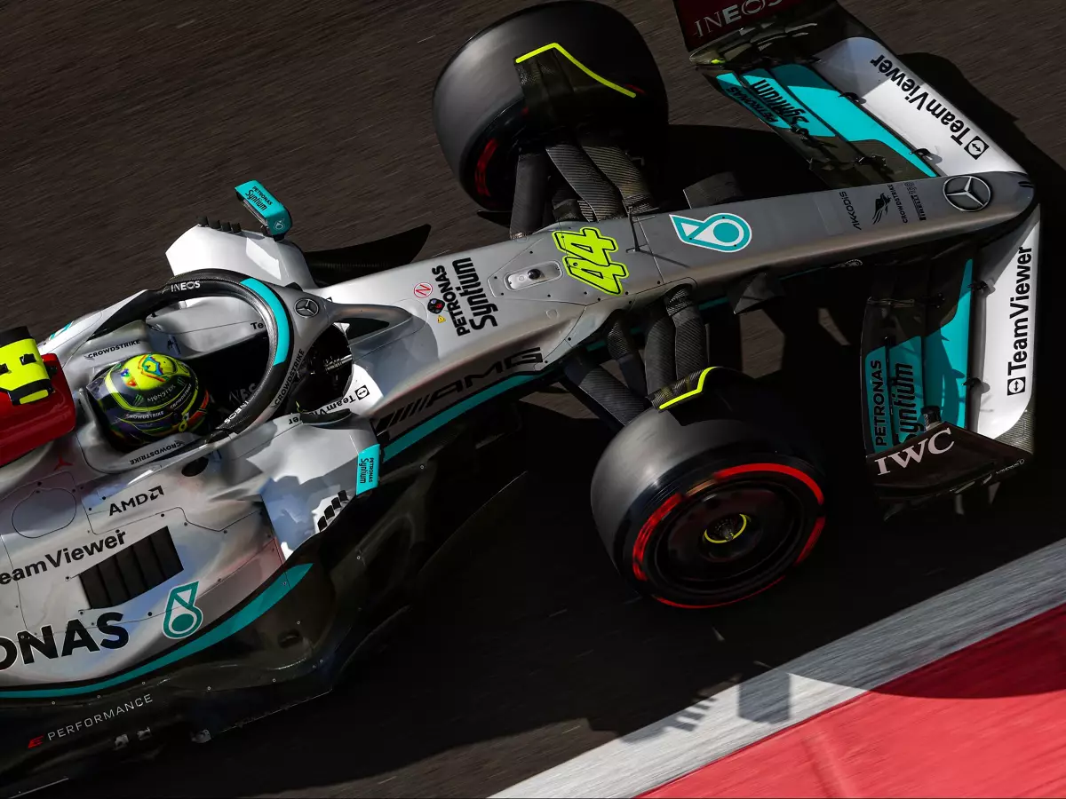 Foto zur News: F1-Training Abu Dhabi: FIA leitet Untersuchung gegen Lewis Hamilton ein