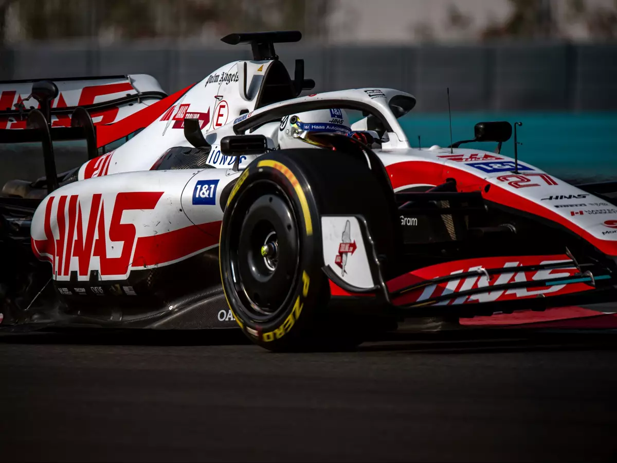 Nico Hülkenberg Foto zur News: Defekt bei Nico Hülkenberg: Gleich die volle "Haas-Experience"!
