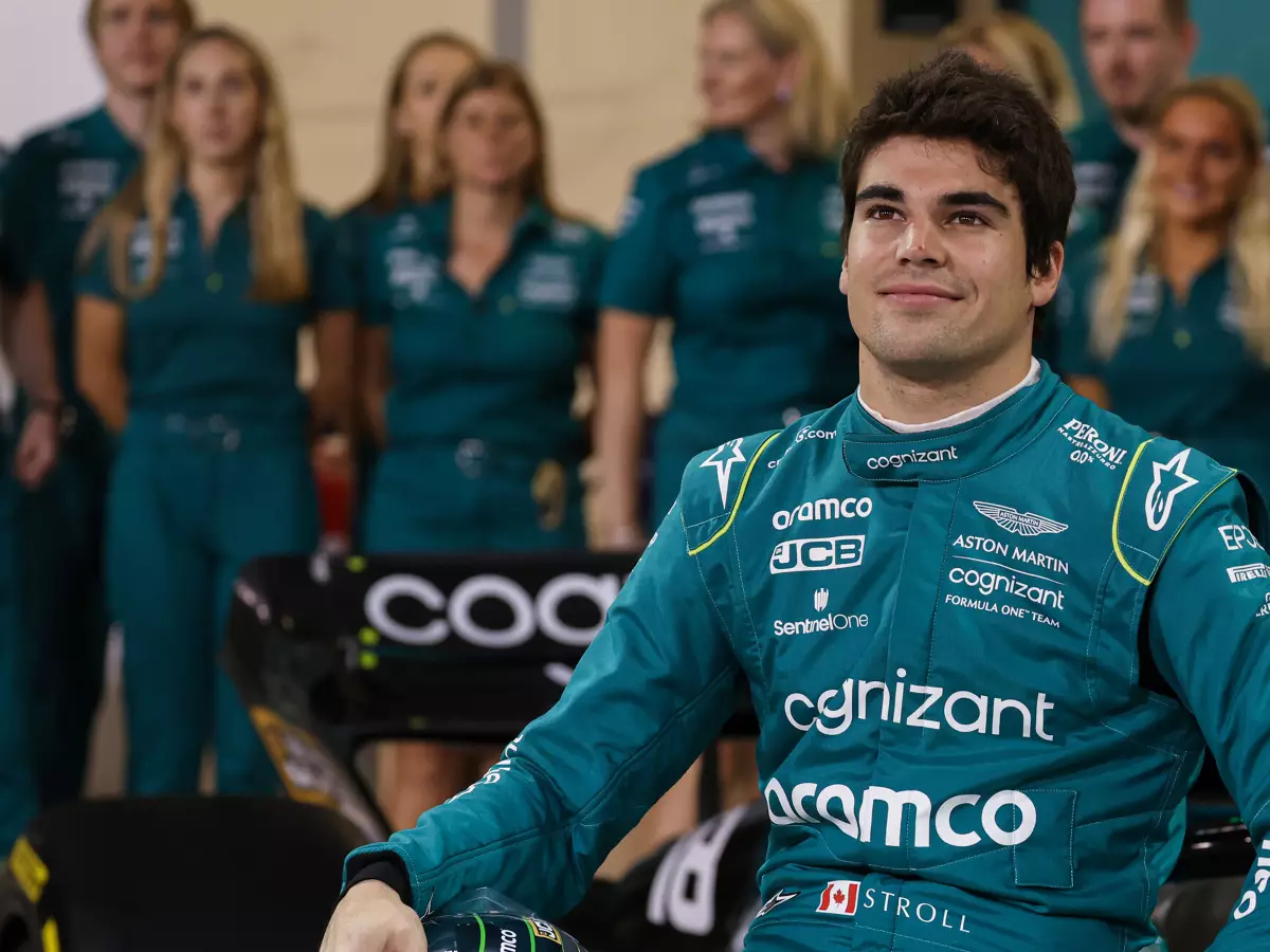 Foto zur News: Lance Stroll nach P8 beim Finale: "Ich will jetzt einfach nur ein Bier!"