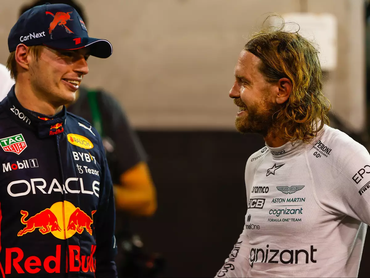 Foto zur News: Vettel staunt über Verstappen: "Weiß nicht, ob ich das hinkriegen würde"