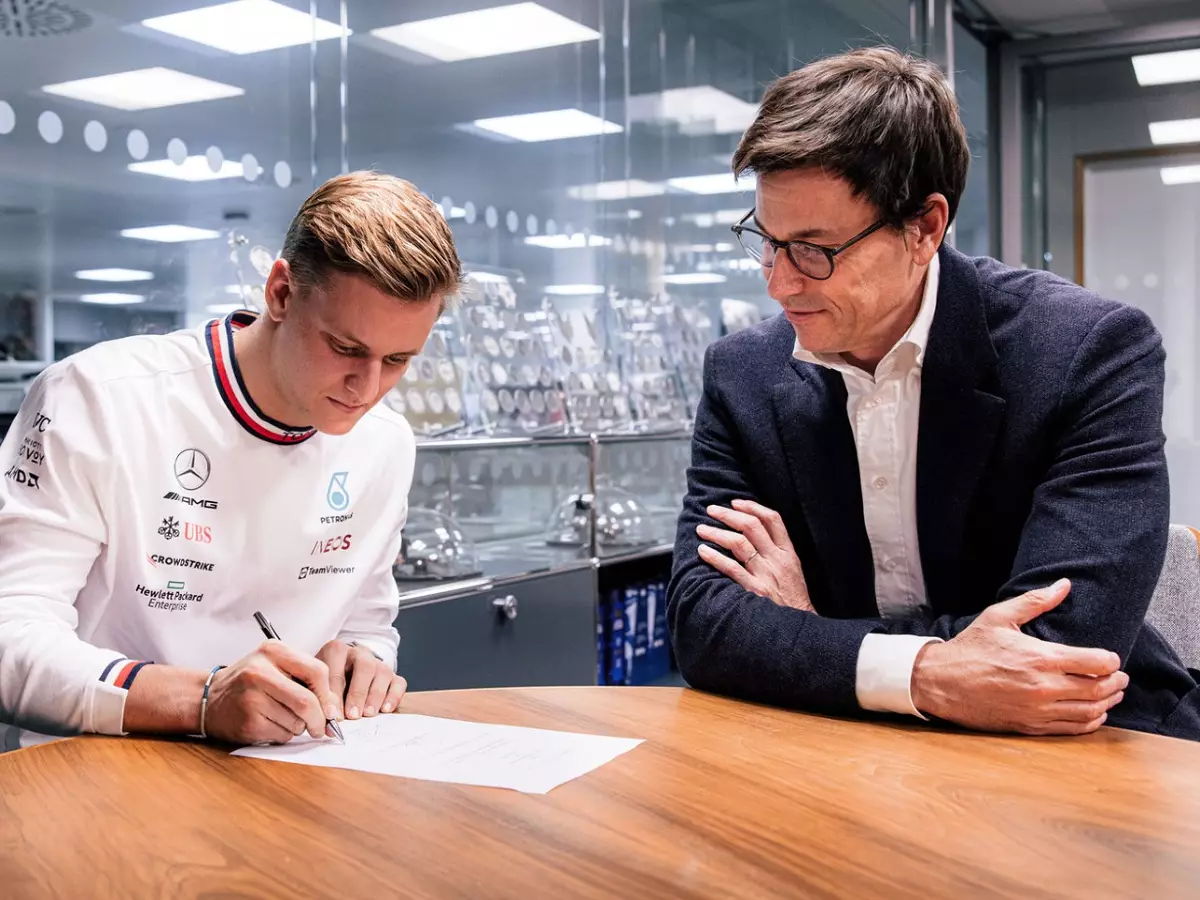 Foto zur News: Mick Schumacher 2026 zu Audi? "Performance der Fahrer Priorität"