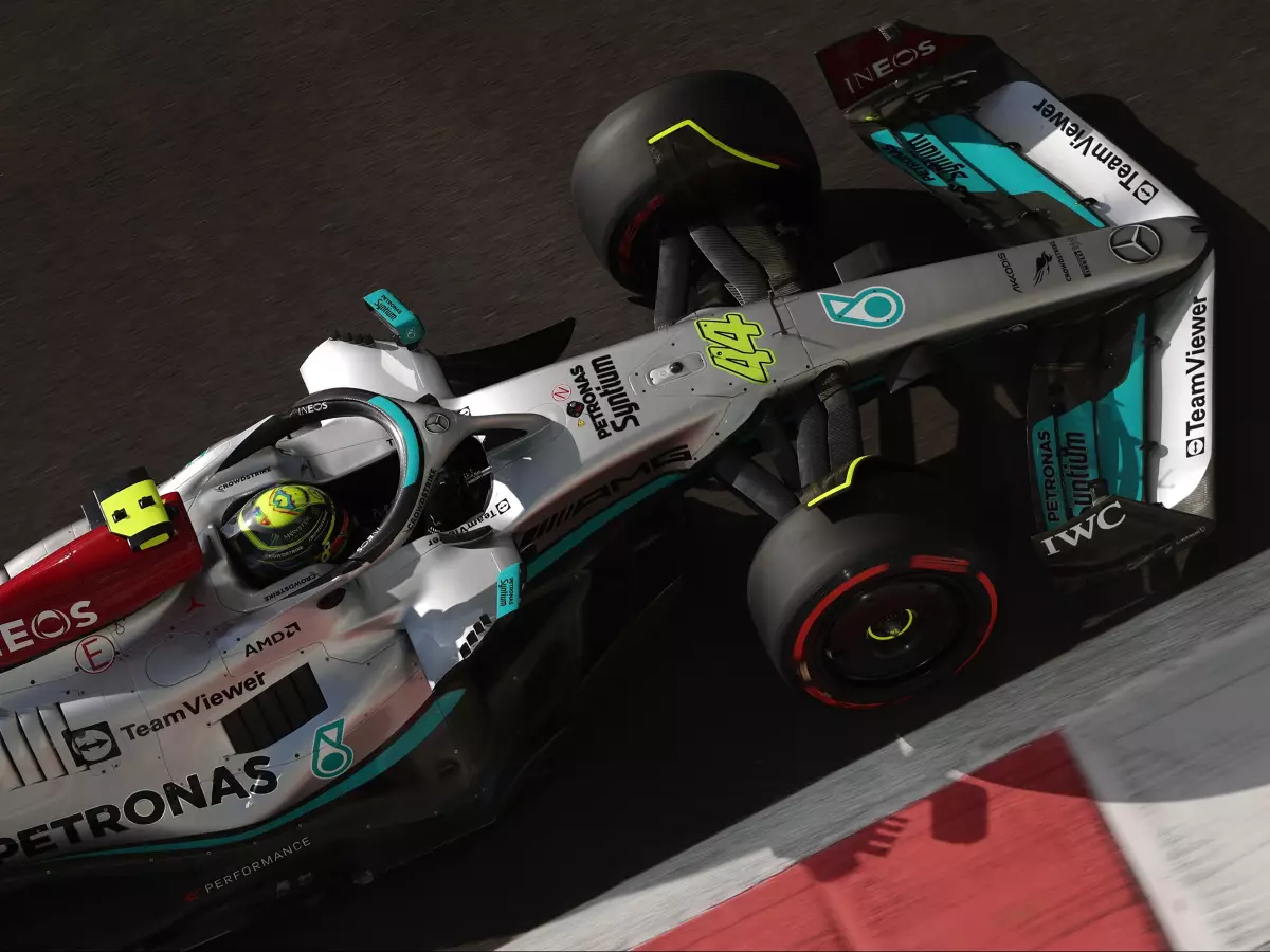 Lewis Hamilton Foto zur News: Wie ein Simulationsergebnis Mercedes 2022 in die falsche Richtung lenkte