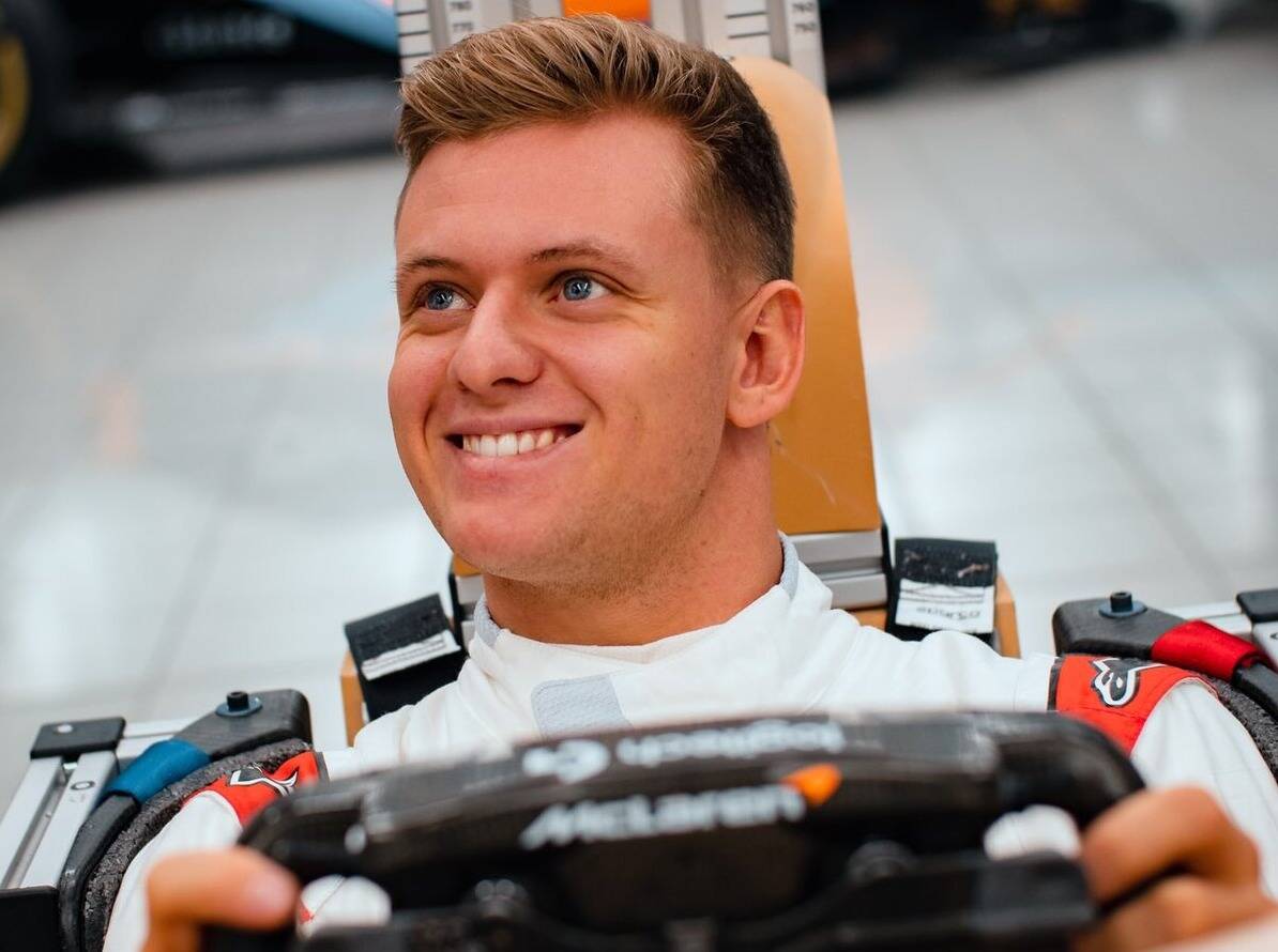 Foto zur News: Mick Schumacher 2023 auch bei McLaren Formel-1-Reservist