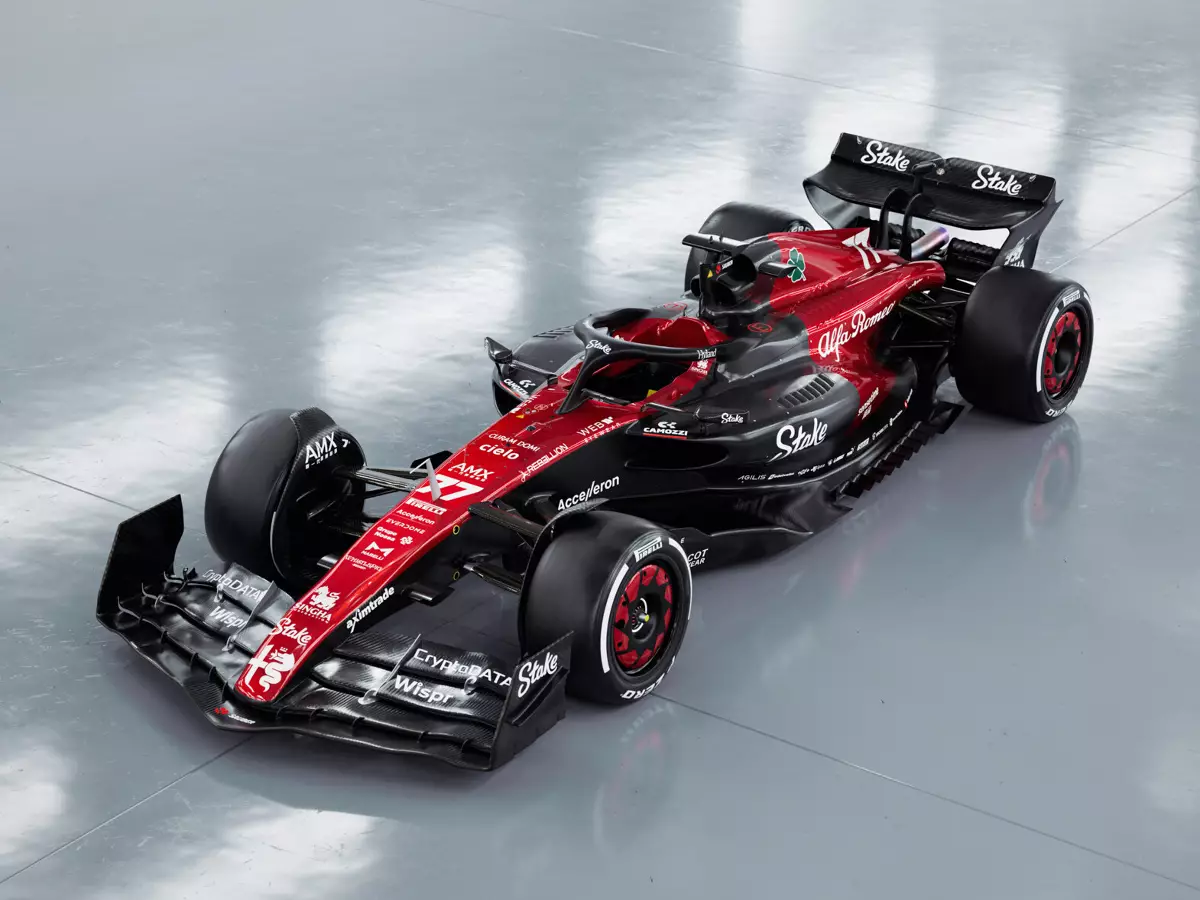 Foto zur News: Alfa Romeo präsentiert neuen C43: Das erste echte Formel-1-Auto 2023!