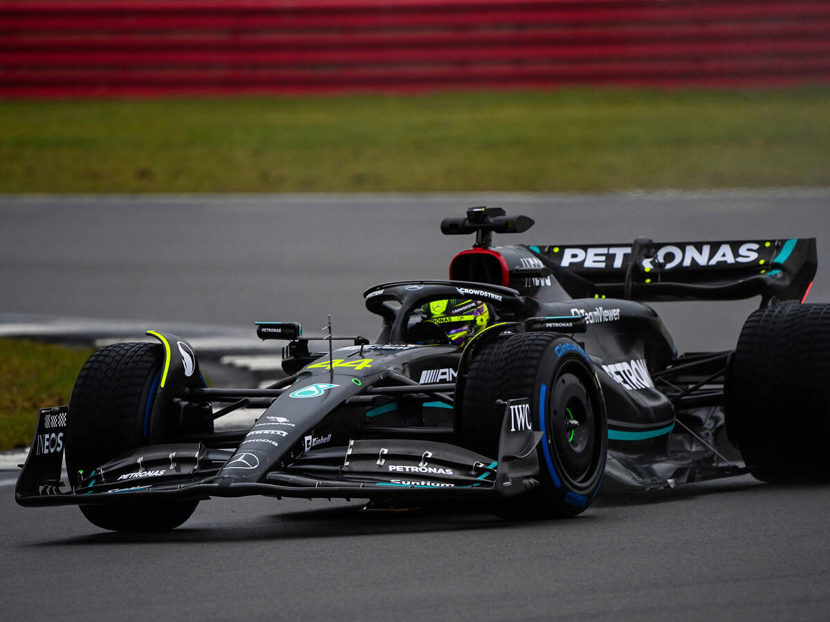 Foto zur News: Lewis Hamilton: "Werden vielleicht nicht gleich die Schnellsten sein"