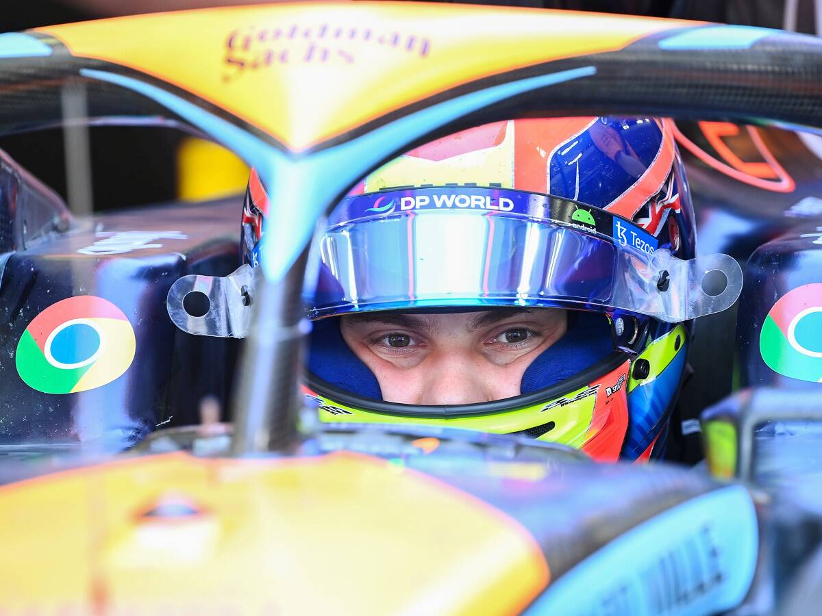 Foto zur News: McLaren: Piastri zeigte beim Test "sehr vielversprechende Anzeichen"