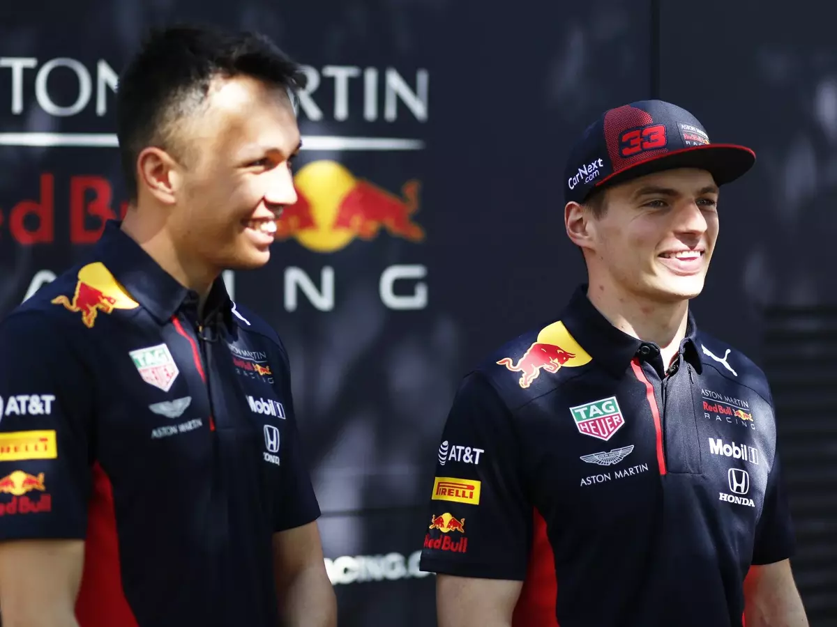Alexander Albon, Max Verstappen Foto zur News: Ex-Teamkollege Alex Albon: Das macht Verstappen so gut
