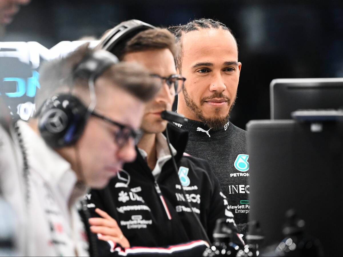 Foto zur News: Toto Wolff: Warum Lewis Hamilton mit dem W14 nicht ans Limit gehen kann