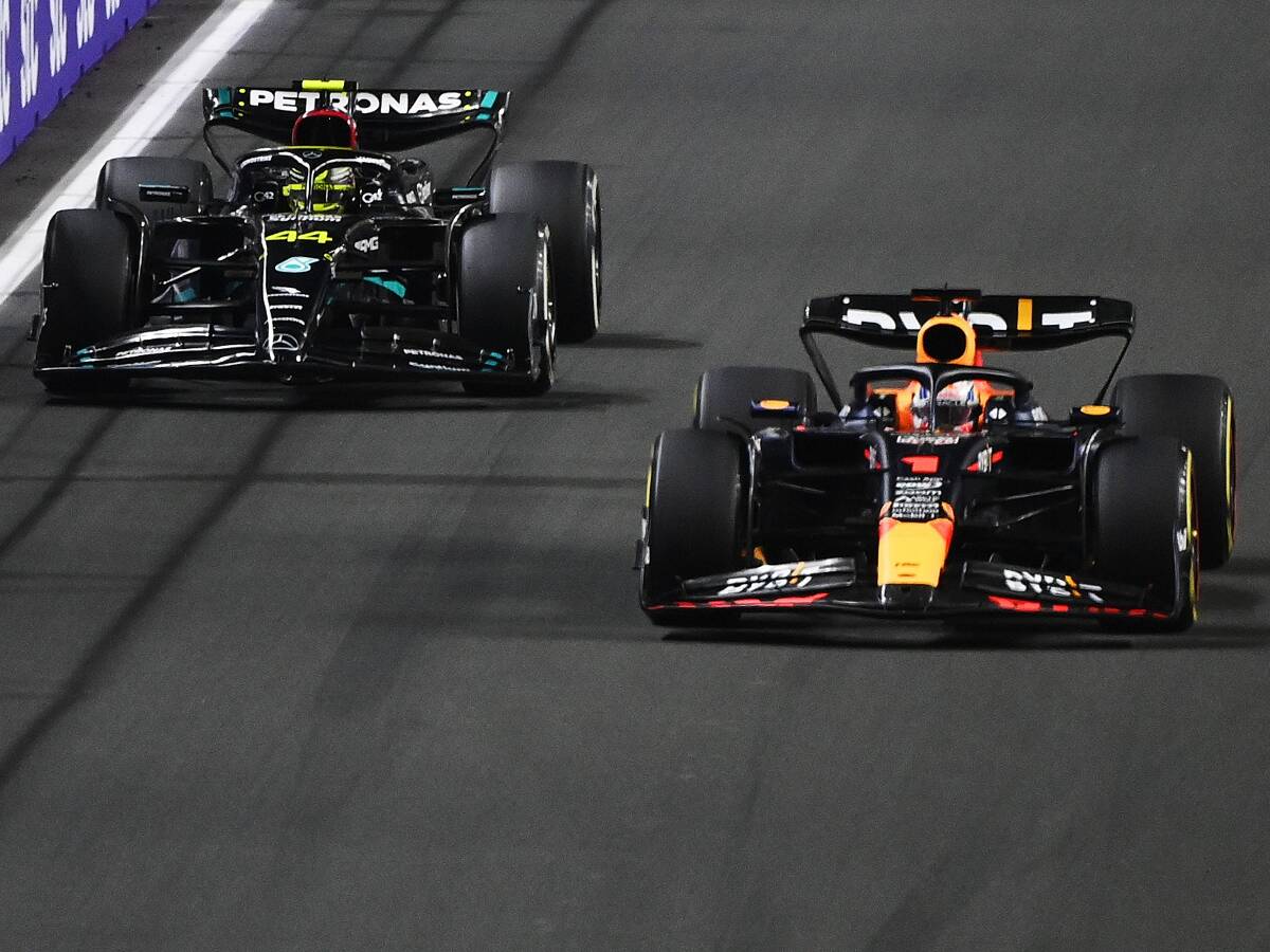 Foto zur News: Lewis Hamilton über Red Bull: "Noch nie ein Auto gesehen, das so schnell ist"