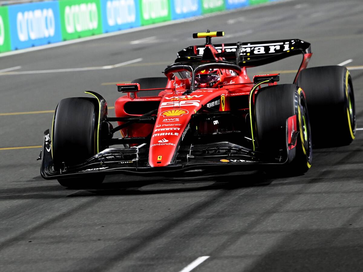 Foto zur News: Carlos Sainz: Ferrari braucht jetzt neue Ideen