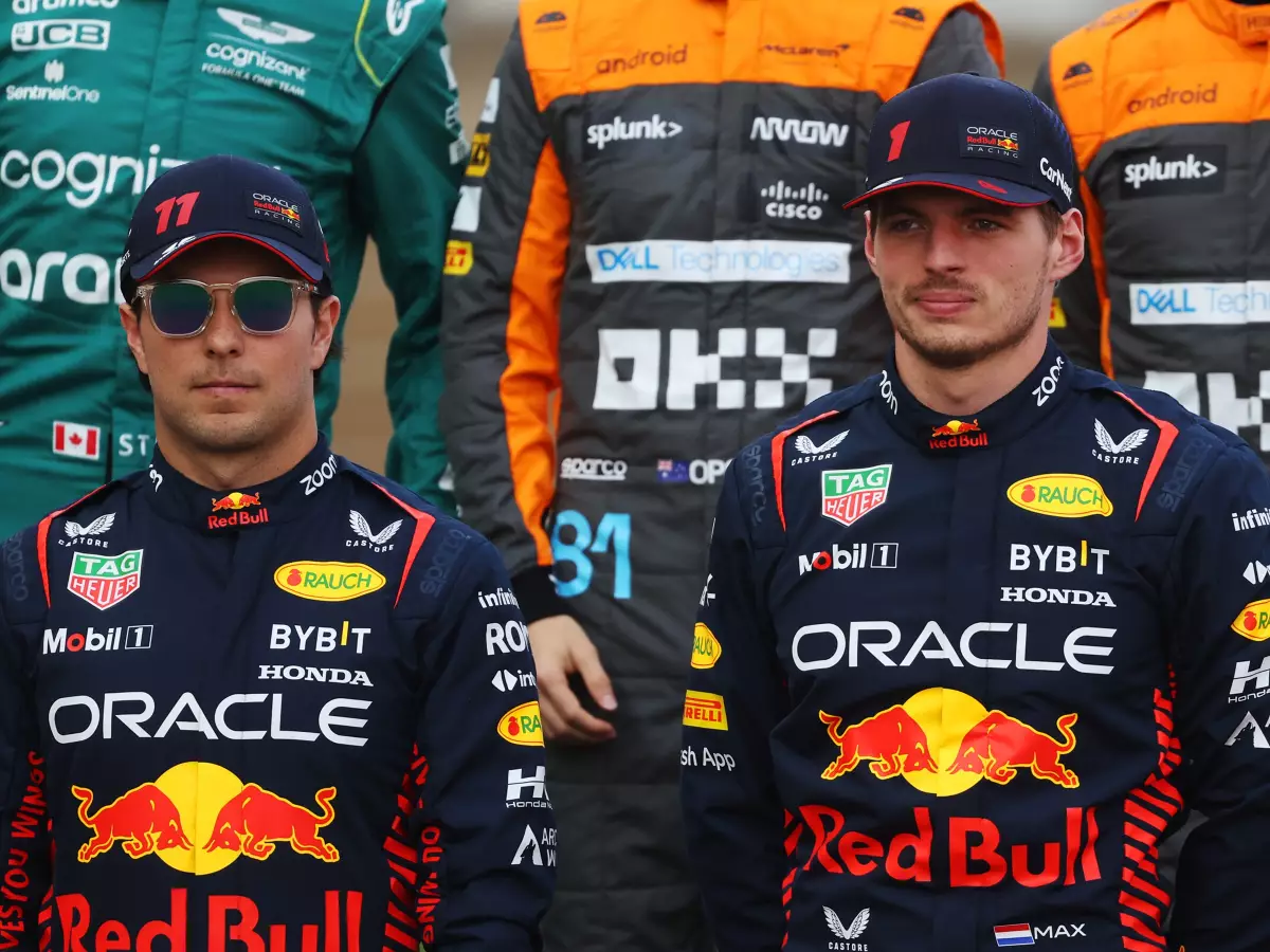 Sergio Perez, Max Verstappen Foto zur News: Emerson Fittipaldi: Perez hat bewiesen, dass er schnell genug ist