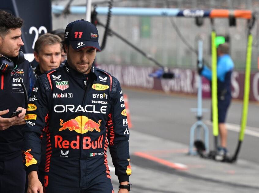 Foto zur News: Nur Passagier? Red Bull widerspricht Sergio Perez nach Abflug