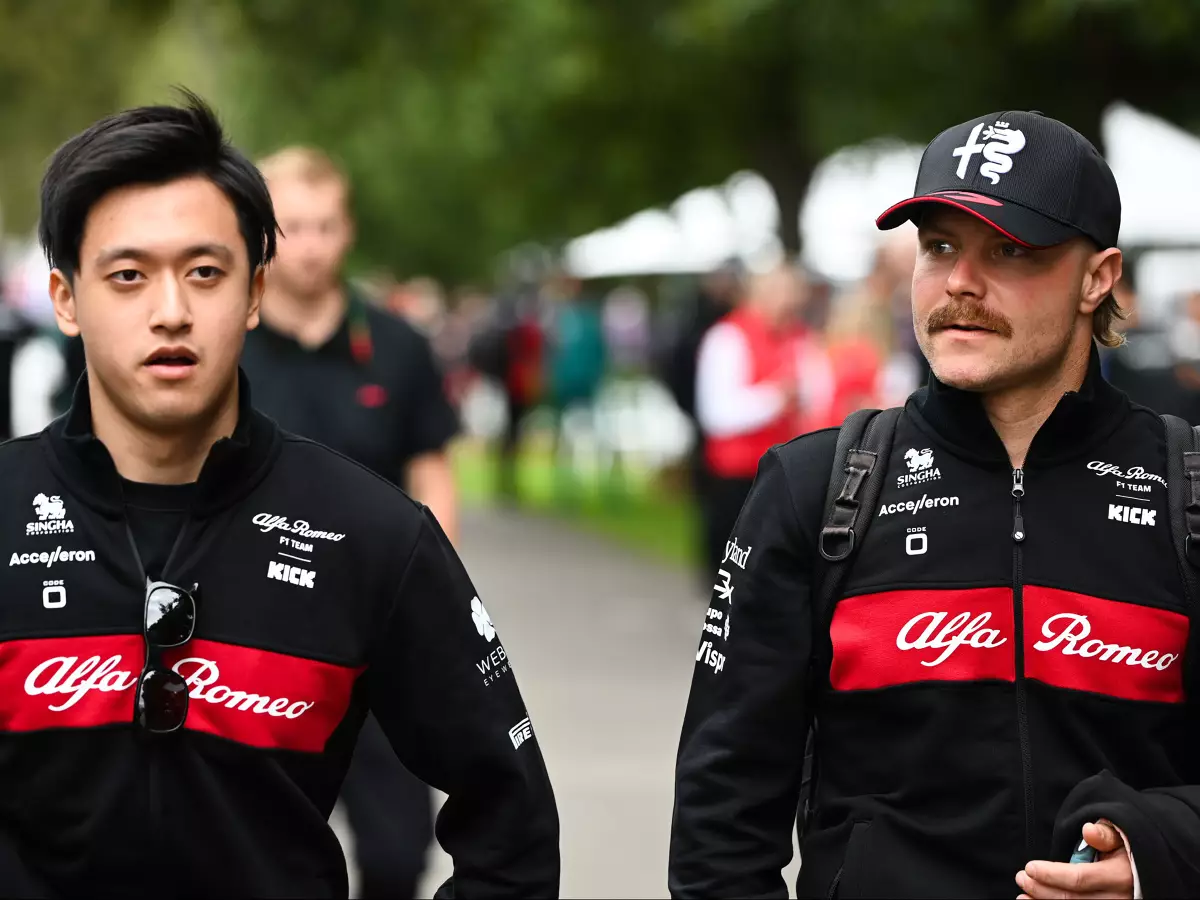 Foto zur News: Alfa Romeo: Guanyu Zhou jetzt besser als Valtteri Bottas?