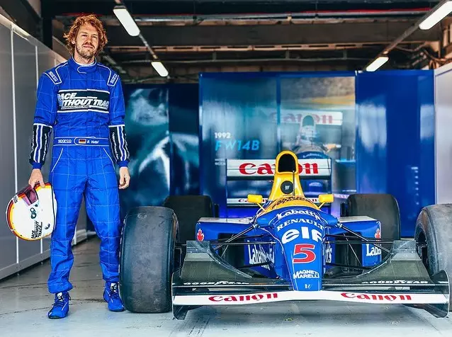 Sebastian Vettel und der Williams FW14B Foto zur News: Sebastian Vettel fährt historische F1-Boliden beim Goodwood-Festival