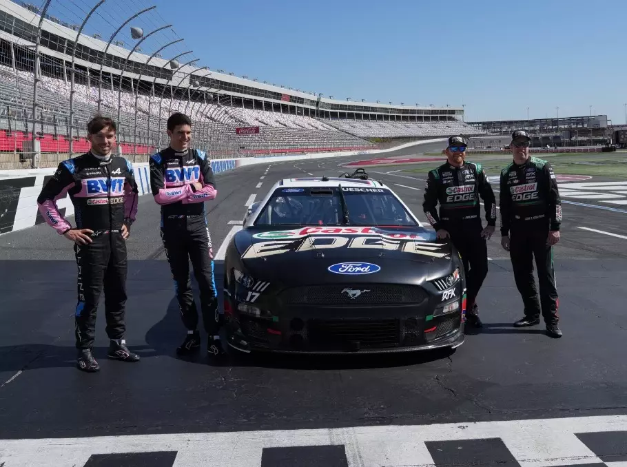 Foto zur News: Pierre Gasly: NASCAR-Demo hat sich "wie beim Skifahren" angefühlt