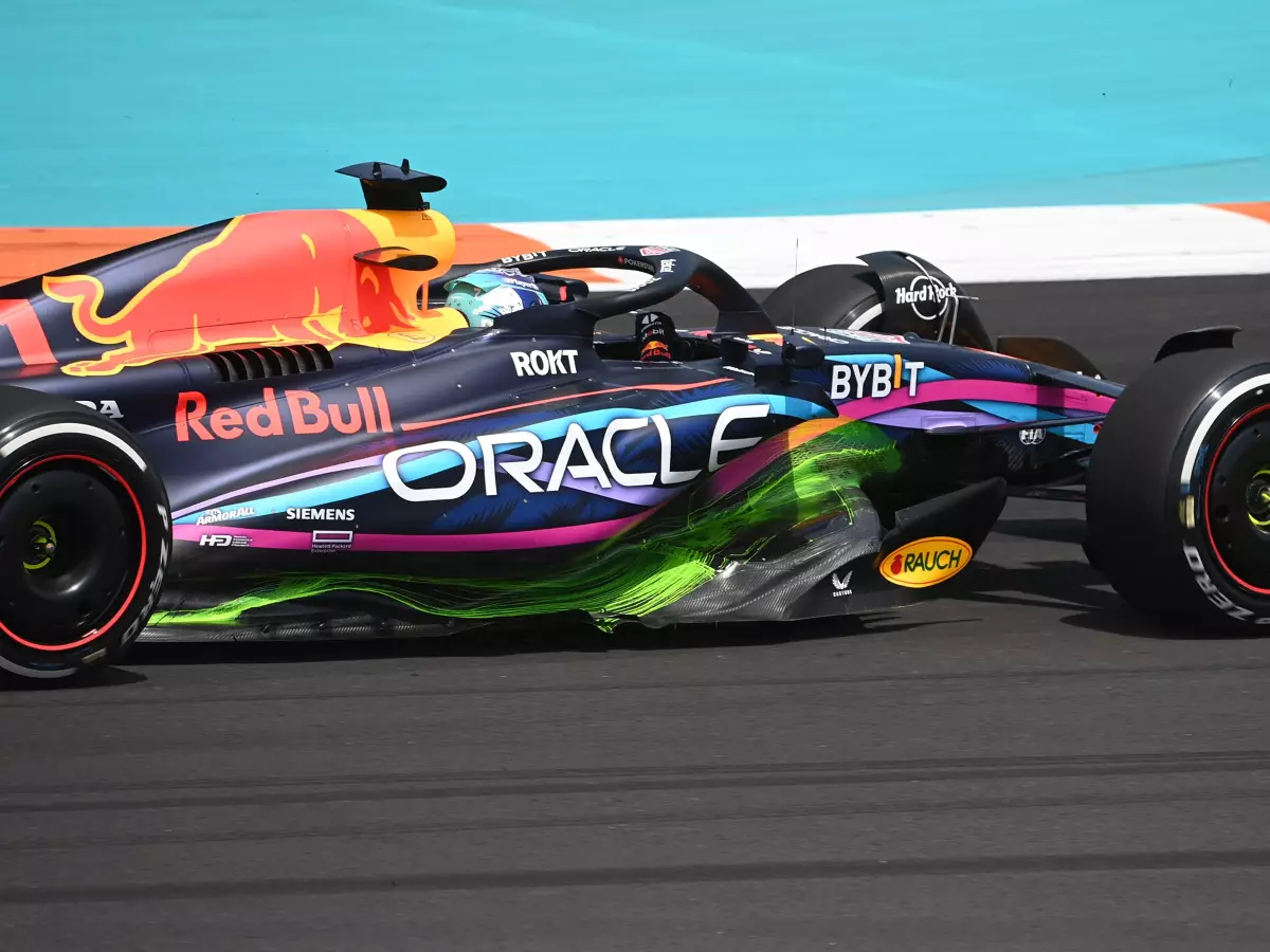 Max Verstappen Foto zur News: Nichts zu meckern: Verstappen Schnellster im dritten Training in Miami