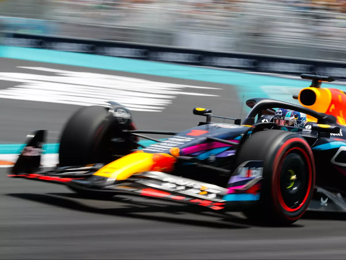 Foto zur News: Red Bull und Max Verstappen: Q3 gemeinsam vermasselt