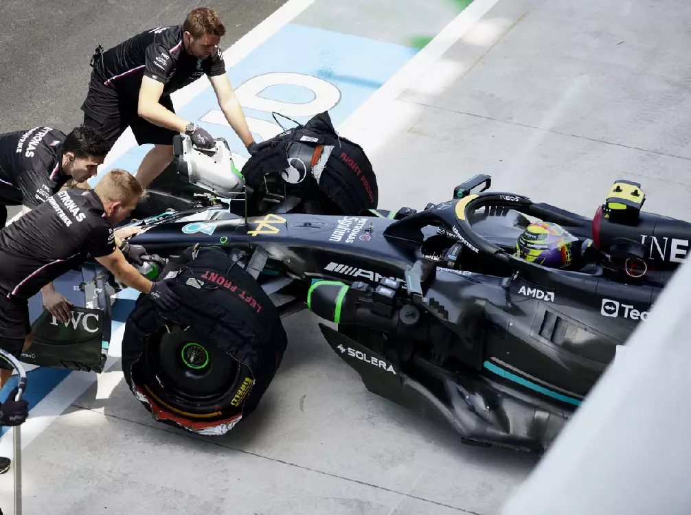 Lewis Hamilton Foto zur News: "Reifen nicht ready": Mercedes-Pilot Hamilton in Miami in Q2 ausgeschieden