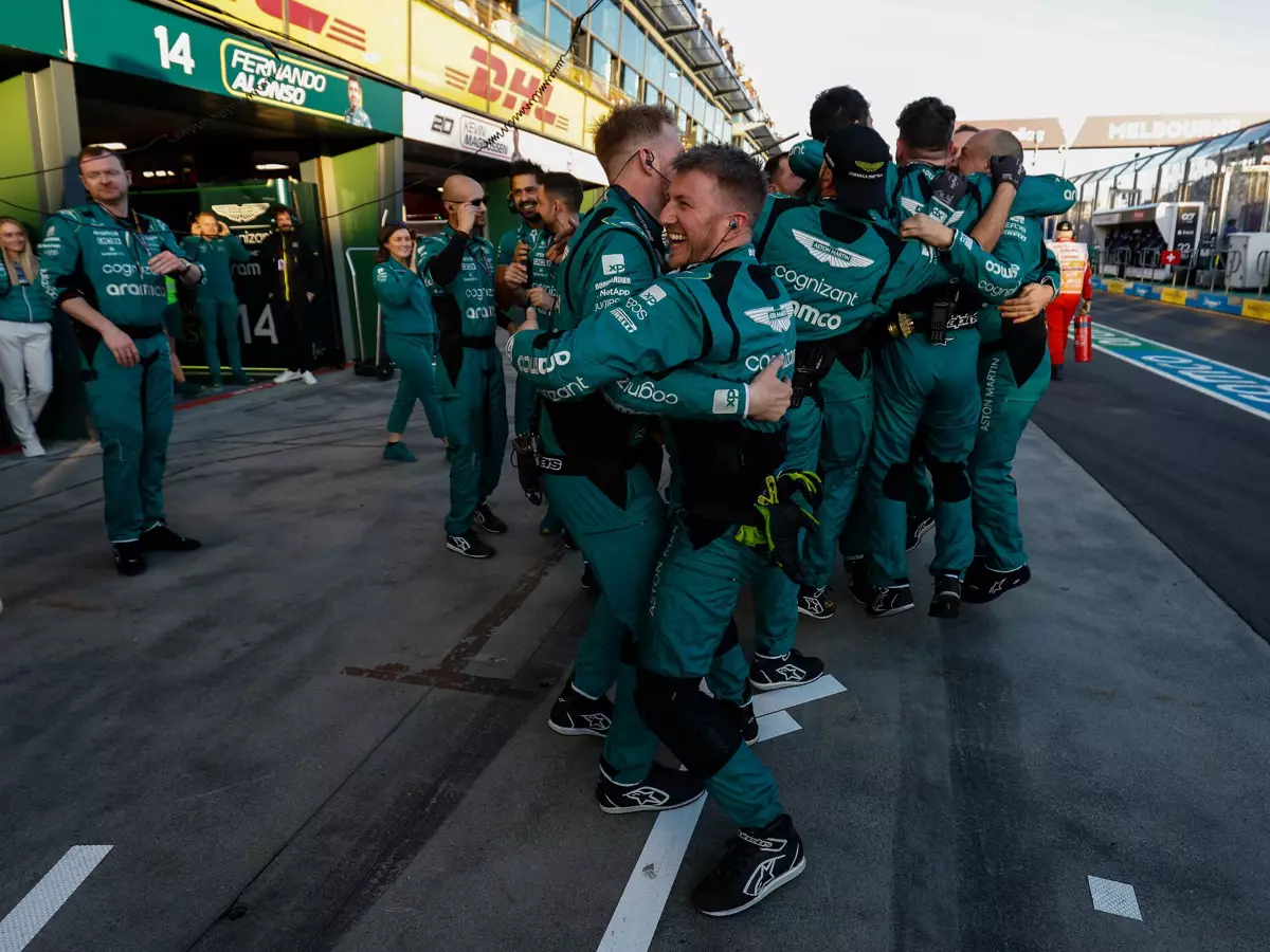 Foto zur News: FIA verschärft Regeln für Boxengasse bei Zieldurchfahrt