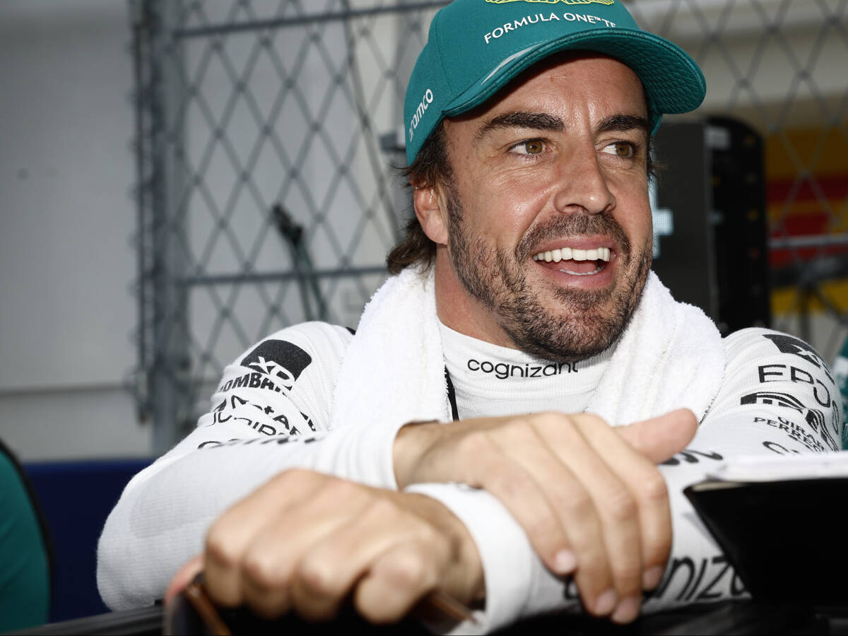 Foto zur News: Fernando Alonso: Noch "ein paar Jahre" in der Formel 1!