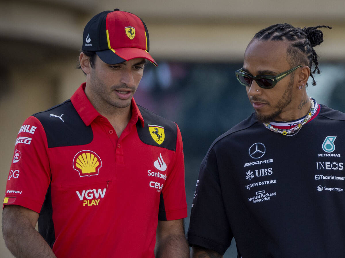 Foto zur News: Lewis Hamilton: Habe über Wechsel zu Ferrari nachgedacht