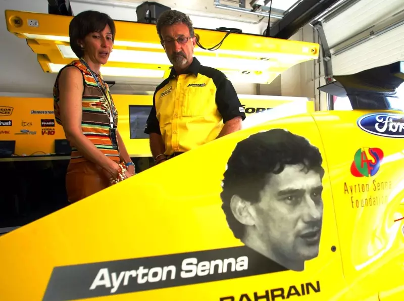 Eddie Jordan im Gespräch mit Viviane Senna Foto zur News: Jordans Angebot an Senna: 50 Prozent Teamanteil für kostenlosen Wechsel!