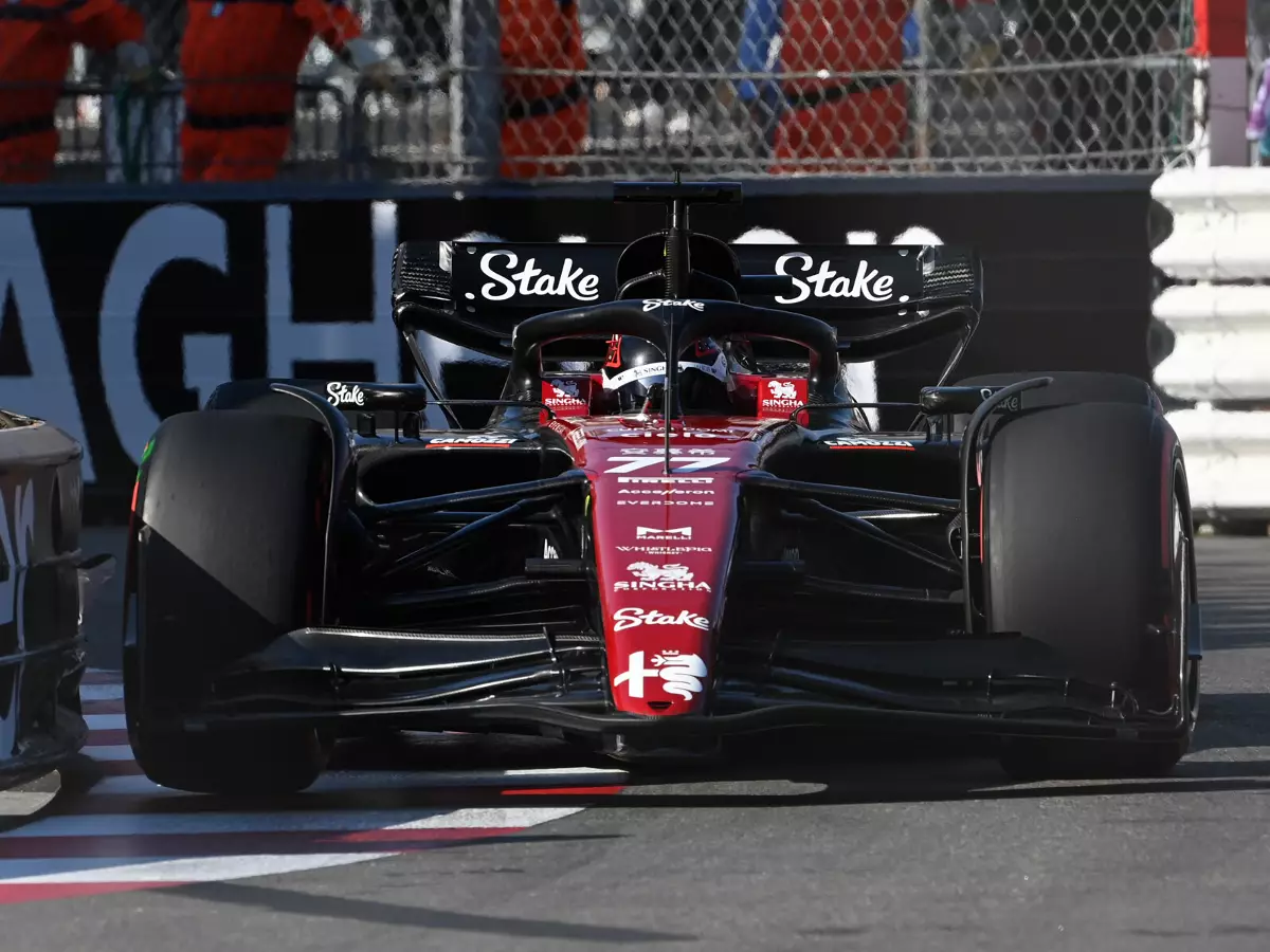 Valtteri Bottas (Alfa Romeo C43) im Training zum Formel-1-Rennen in Monaco 2023 Foto zur News: Valtteri Bottas lobt Updates: "Konnte einen Unterschied spüren"