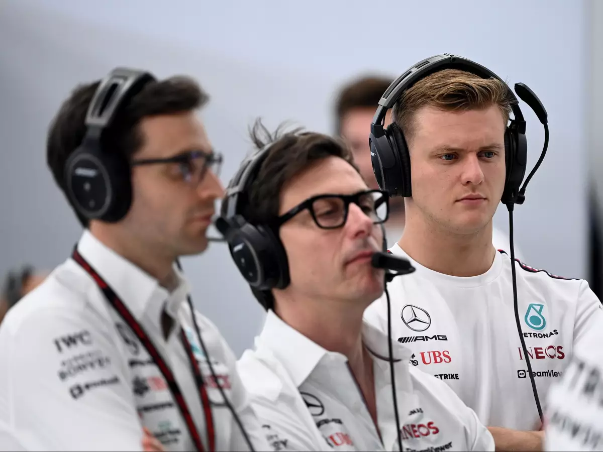 Toto Wolff, Mick Schumacher Foto zur News: Mick Schumacher: Toto Wolff relativiert Comeback-Hoffnungen