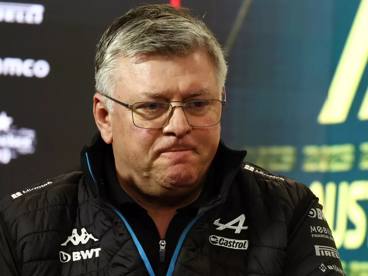 Alpine-Teamchef Otmar Szafnauer Foto zur News: Wackelt Szafnauer nach der Rossi-Kritik? "Ich weiß, was es braucht ..."