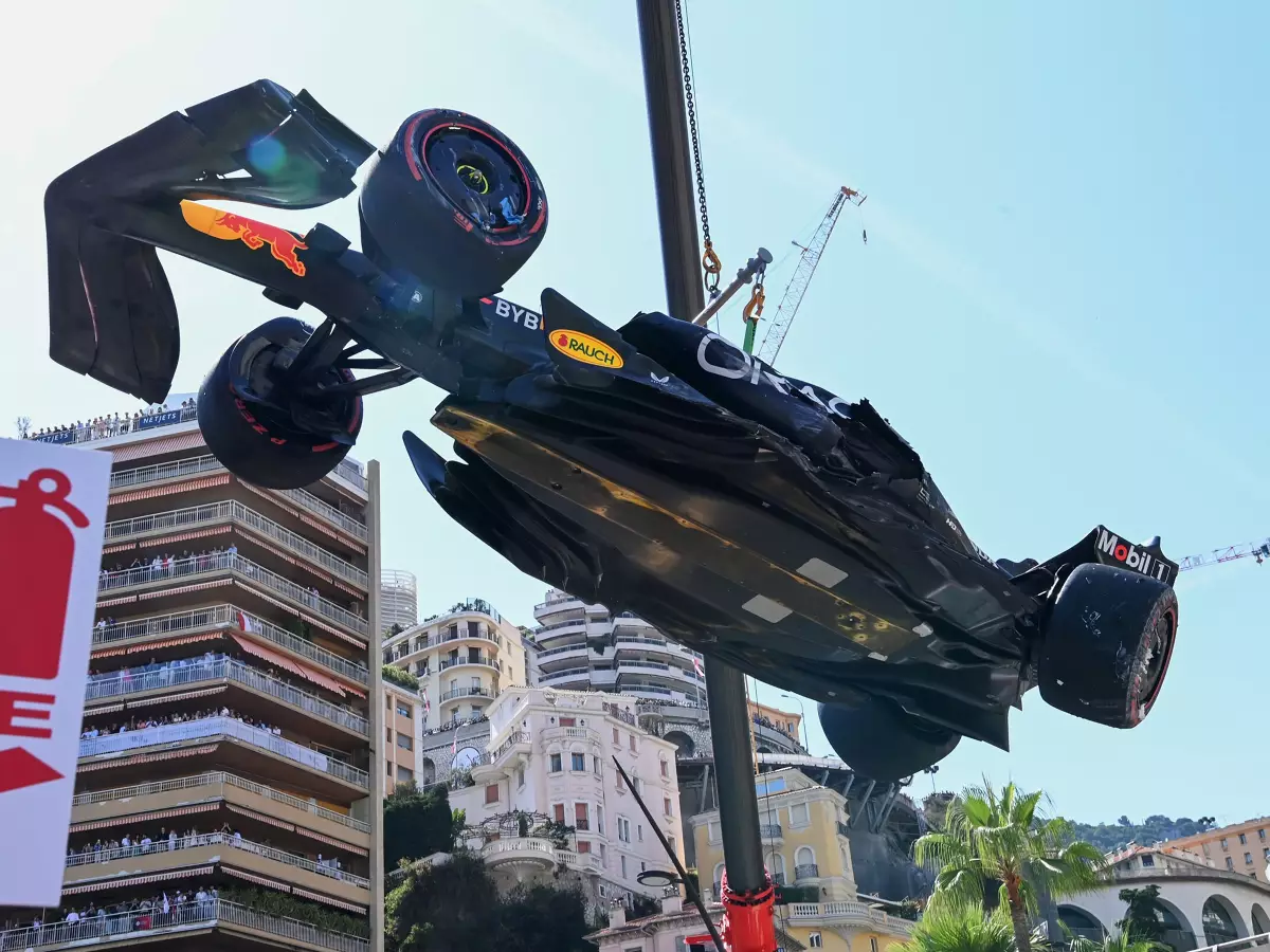 Foto zur News: Trotz Nahaufnahme des Unterbodens: Aston will Red Bull nicht kopieren