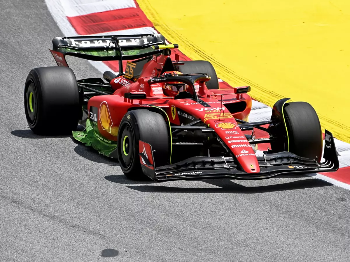 Foto zur News: F1-Technik: Ferrari-Seitenkästen nicht bloß eine Red-Bull-Kopie!