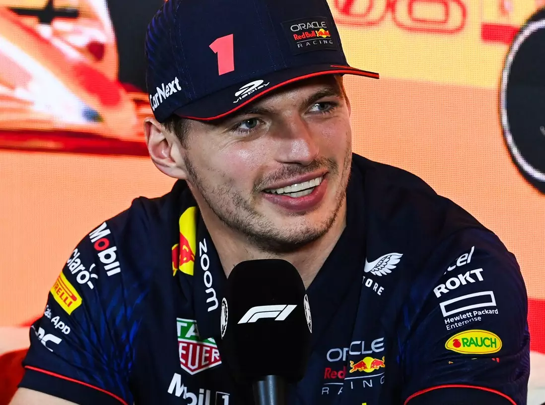 Max Verstappen (Red Bull) bei einer Formel-1-Pressekonferenz Foto zur News: Max Verstappen witzelt: Red Bull demnächst mit "Zero-Pods"!