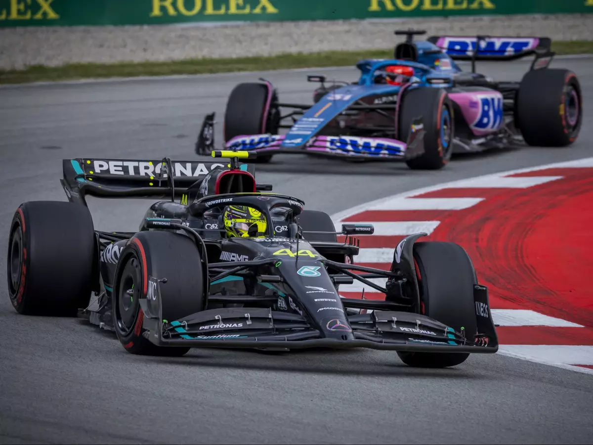 Lewis Hamilton, Esteban Ocon Foto zur News: Mercedes: Kanada wird "eine größere Herausforderung" als Barcelona