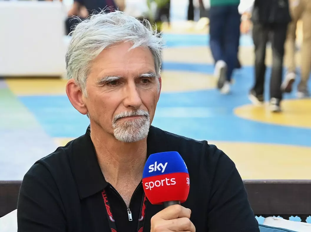 Der frühere Formel-1-Weltmeister Damon Hill als TV-Experte bei Sky Foto zur News: Damon Hill: Formel 1 muss auf synthetische Kraftstoffe setzen