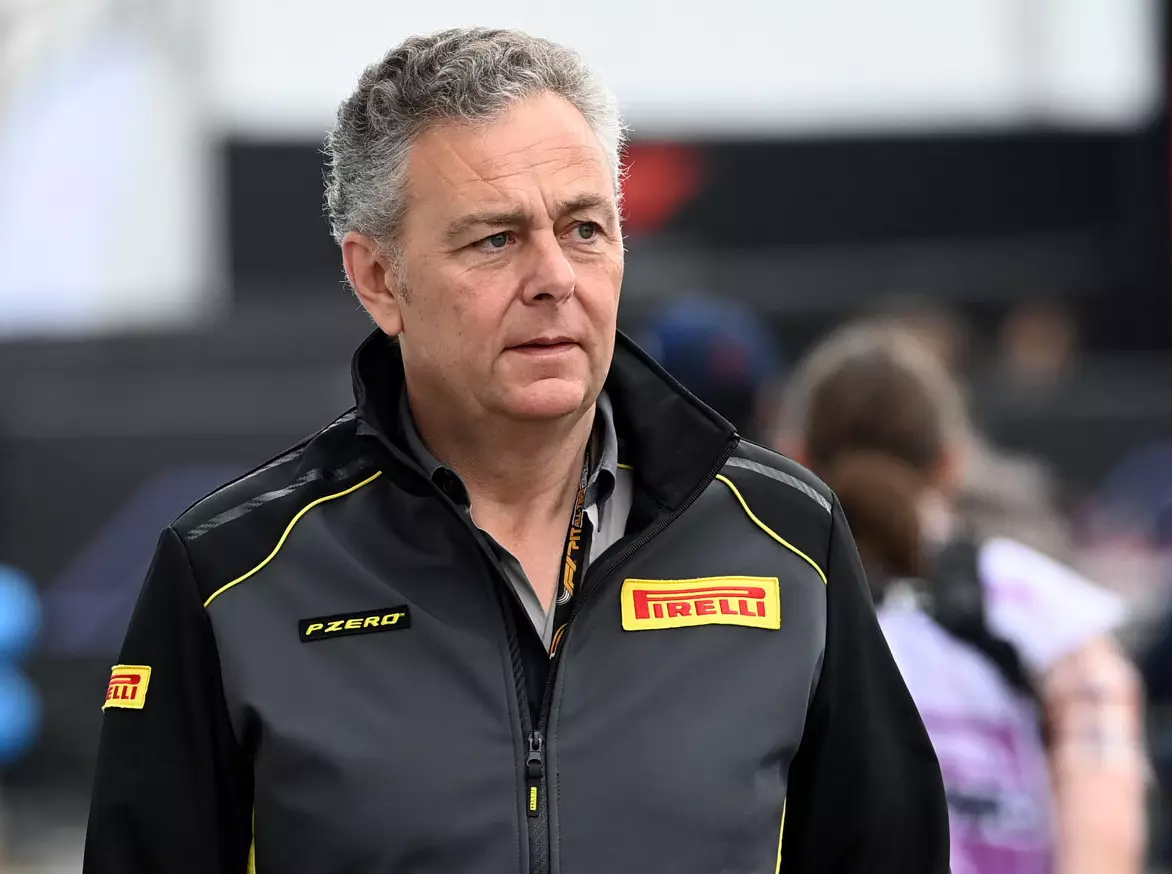 Pirelli-Manager Mario Isola Foto zur News: Kein Undercut mehr: Wird das ein Faktor beim Heizdecken-Voting?
